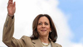 La vicepresidenta logró además elevar su popularidad entre los estadounidenses en ocho puntos porcentuales, según refleja una encuesta de Ipsos/ABC News.