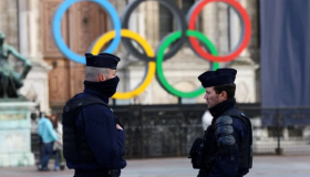 También han sido detenidos 50 activistas ecologistas por preparar acciones en los Juegos Olímpicos.