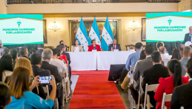 Xiomara Castro destacó la colaboración entre su gobierno y los municipios de Honduras.
