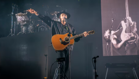 Una nueva versión de su tema ‘Antes de los 20’ llegará el 8 de agosto