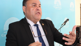 El Dr. Umaña advierte que el número real de casos de dengue podría estar cerca de los 100,000 