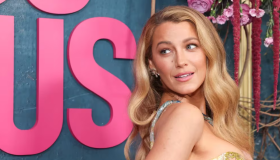La estrella de “Gossip Girl” homenajeó a la artista usando una prenda cubierta de flores y mariposas