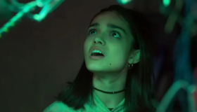 Computadoras asesinas y máquinas rebeldes atacan en el primer tráiler de “Y2K”, la próxima película de A24