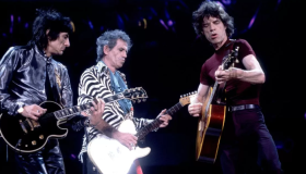 Los Rolling Stones lanzan parlantes portátiles con una función adicional muy a su estilo