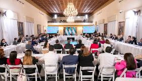 Gobierno aprueba presupuesto para 2025 por 430 mil 907 millones de lempiras 