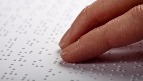 El Braille cumple 200 años de evolución: del punzón a la tecnología 
