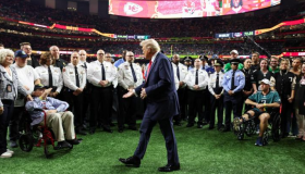 Trump se convierte en el primer presidente de EEUU en asistir a un Super Bowl 