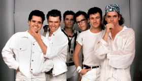 INXS celebra los 40 años de "Listen Like Thieves" con una edición deluxe: incluirá canciones inéditas 