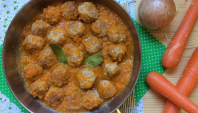 ¡Prepara deliciosas albóndigas de atún con zanahoria!