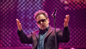 ¡Polémica en vivo! Calamaro defiende las corridas de toros y se retira del escenario en Colombia 