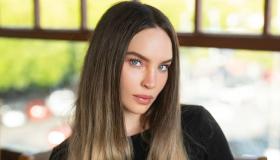 Belinda revela el acuerdo que logró con Disney para incluir Los Aristogatos en ‘Heterocromía’ 