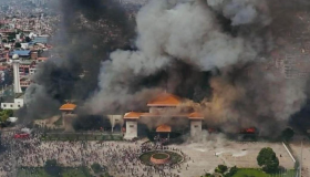 Asesinan a la esposa de un ex primer ministro de Nepal en incendio de su vivienda 