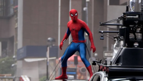Tom Holland se accidenta en pleno rodaje de Spider-Man 