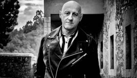 Adiós a Jorge Martínez, el irreverente espíritu del rock ibérico 