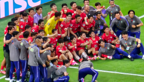 Corea del Sur cambia el rumbo y conquista su primer triunfo 