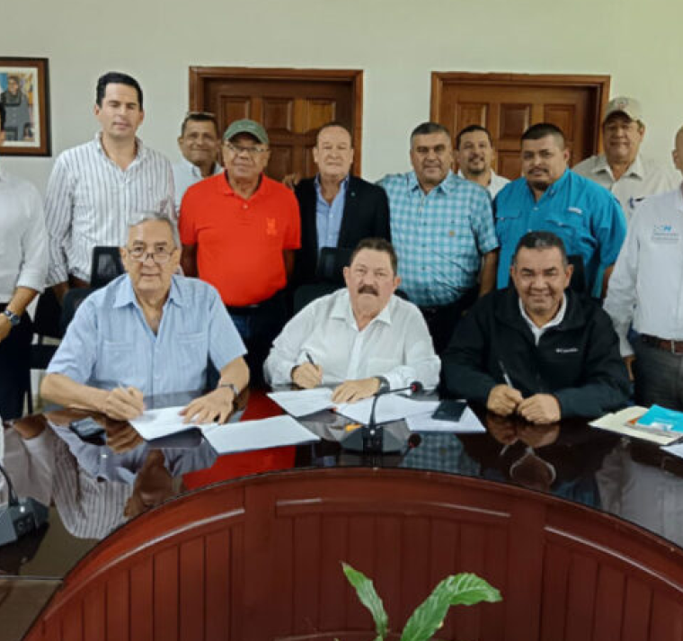SAG acuerda con productores y el agro fijar precio del quintal de maíz blanco