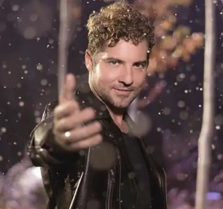 David Bisbal devela la portada de su nuevo álbum ‘Todo es posible en Navidad’ 