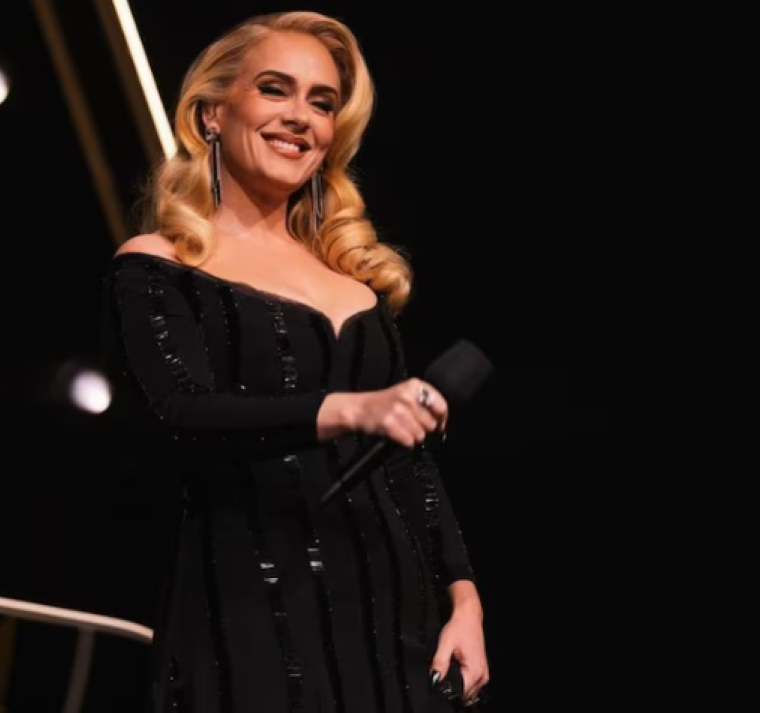 Las palabras de Adele a su hijo, Angelo, en su despedida de los escenarios: “Gracias por ser paciente conmigo” 