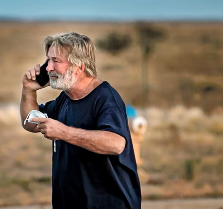 Alec Baldwin no quiere ver la película “Rust” tras dos años devastadores: “Es algo muy doloroso” 