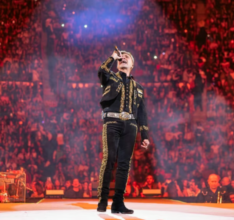 Alejandro Fernández lanza en vivo desde la Plaza de Toros ‘A mi manera’ 