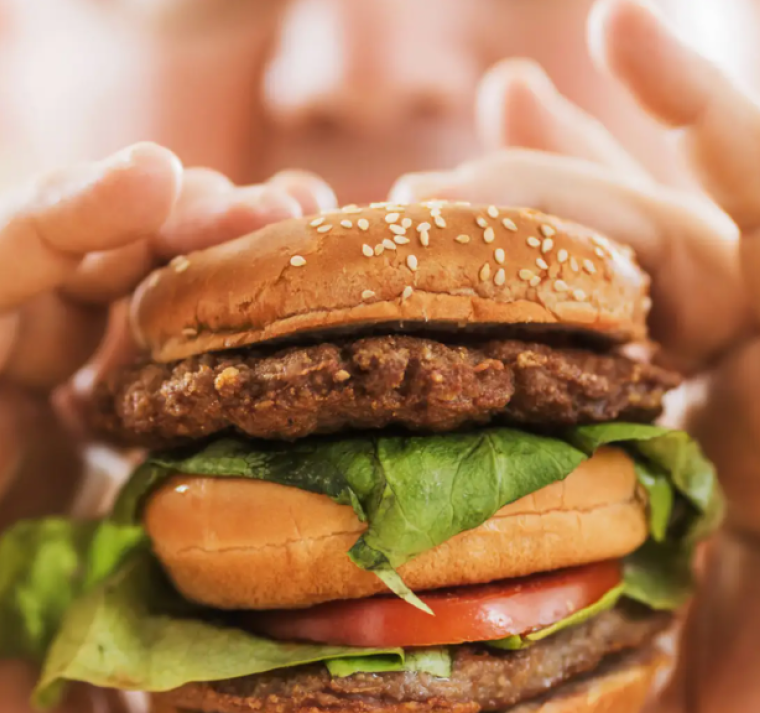 5 alimentos que debes evitar comer en verano