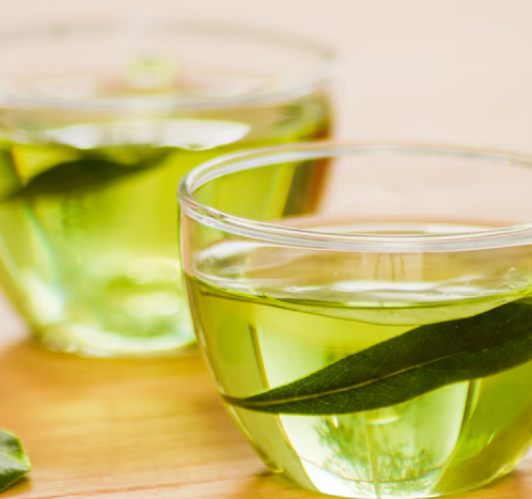 Adiós al té verde: esta hierba asiática promete mayores beneficios para tu salud 