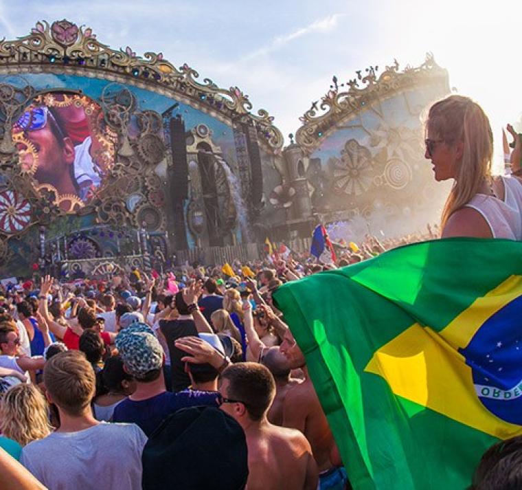 El incendio en Tomorrowland obliga a suspender Tomorrowland Brasil 2026