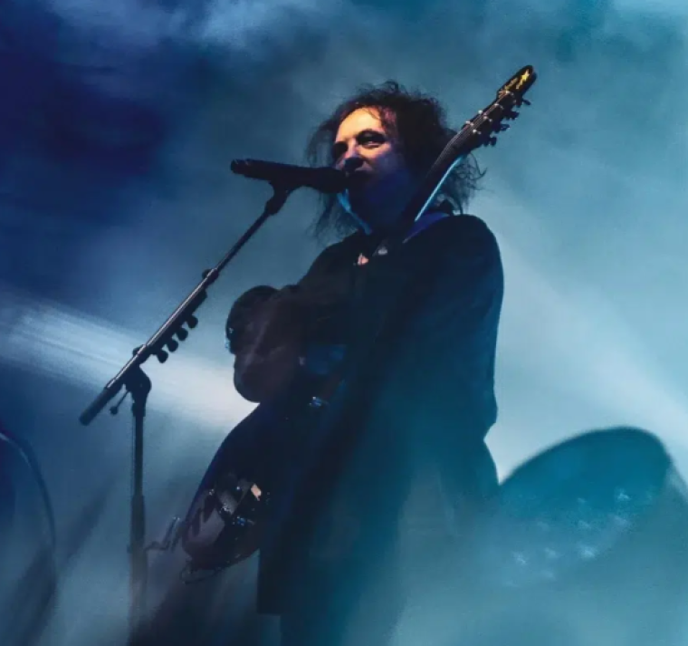Robert Smith adelanta los próximos proyectos musicales de The Cure 