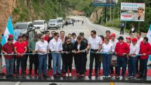 Gobierno inaugura carretera de concreto hidráulico en la zona noroccidental